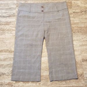 Plaid wide leg capri